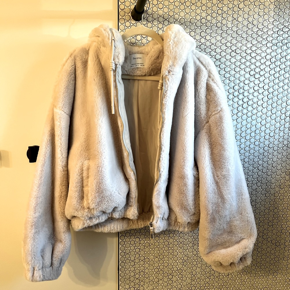 Faux fur/plush cropped full zip hooded jacket. Worn once.